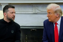 Ukraine gây quỹ bằng áo in phát biểu của ông Zelensky tại Nhà Trắng