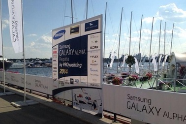 Điện thoại vỏ kim loại Galaxy Alpha chưa ra mắt đã lộ hình quảng cáo