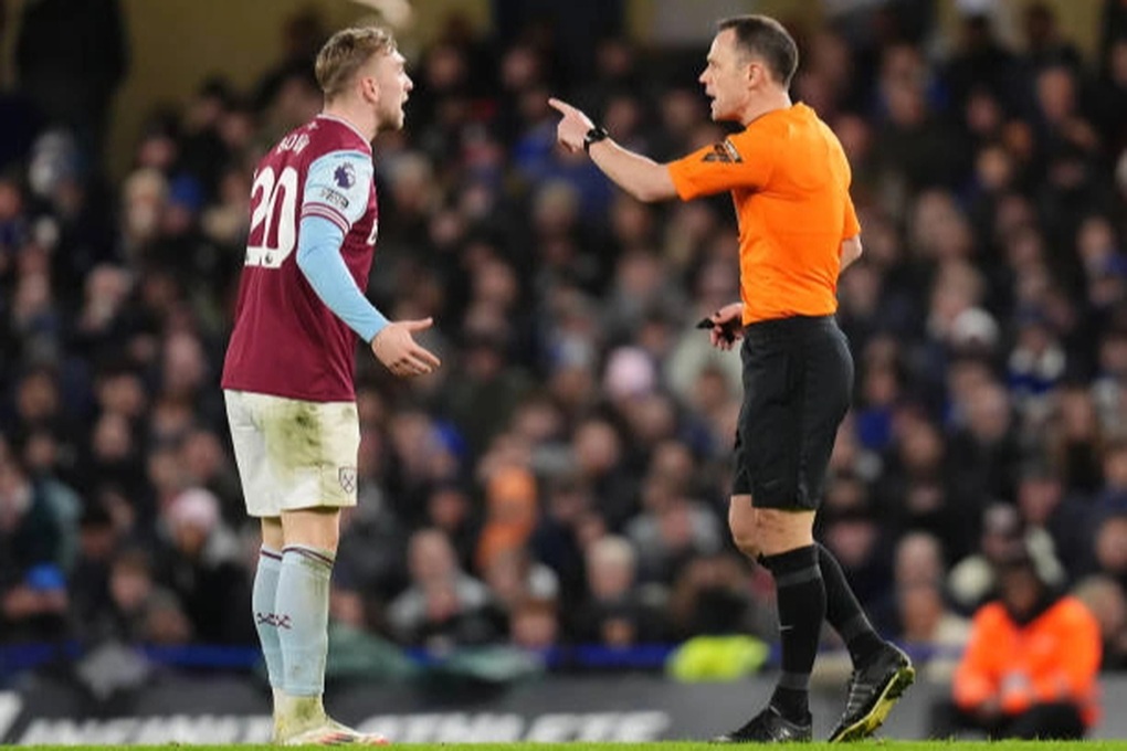Tranh cãi bàn gỡ hòa của Chelsea trước West Ham - 2 Tranh cãi bàn gỡ hòa của Chelsea trước West Ham - 2