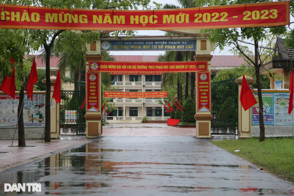 Vụ nữ sinh bị nhóm bạn lột quần áo, hành hung: Sẵn sàng tha thứ cho bạn - 2 Vụ nữ sinh bị nhóm bạn lột quần áo, hành hung: Sẵn sàng tha thứ cho bạn - 2