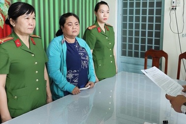 Bắt tạm giam người phụ nữ lừa đảo hàng tỷ đồng