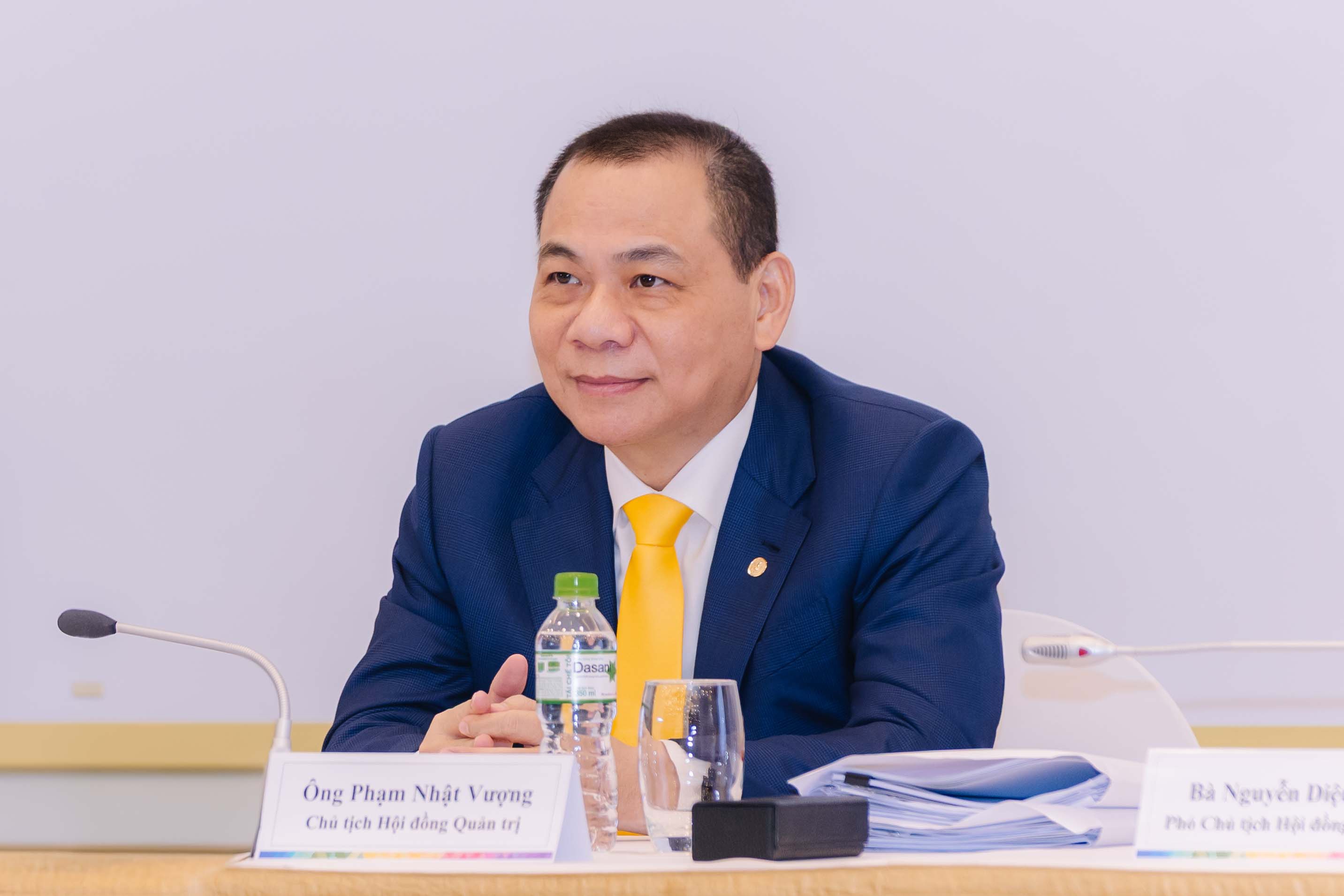 Vingroup, Hòa Phát, FPT, Thaco... đang hưởng ứng Nghị quyết 68 ra sao? - 2 Vingroup, Hòa Phát, FPT, Thaco... đang hưởng ứng Nghị quyết 68 ra sao? - 2