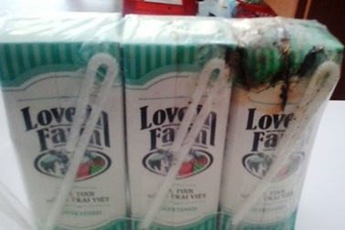 Nôn mửa sau khi uống sữa Ba Vì hỏng, bé trai 7 tuổi phải đi khám