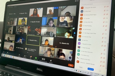 Chạy liên tiếp 6 lớp mỗi ngày phục vụ học sinh học trực tuyến