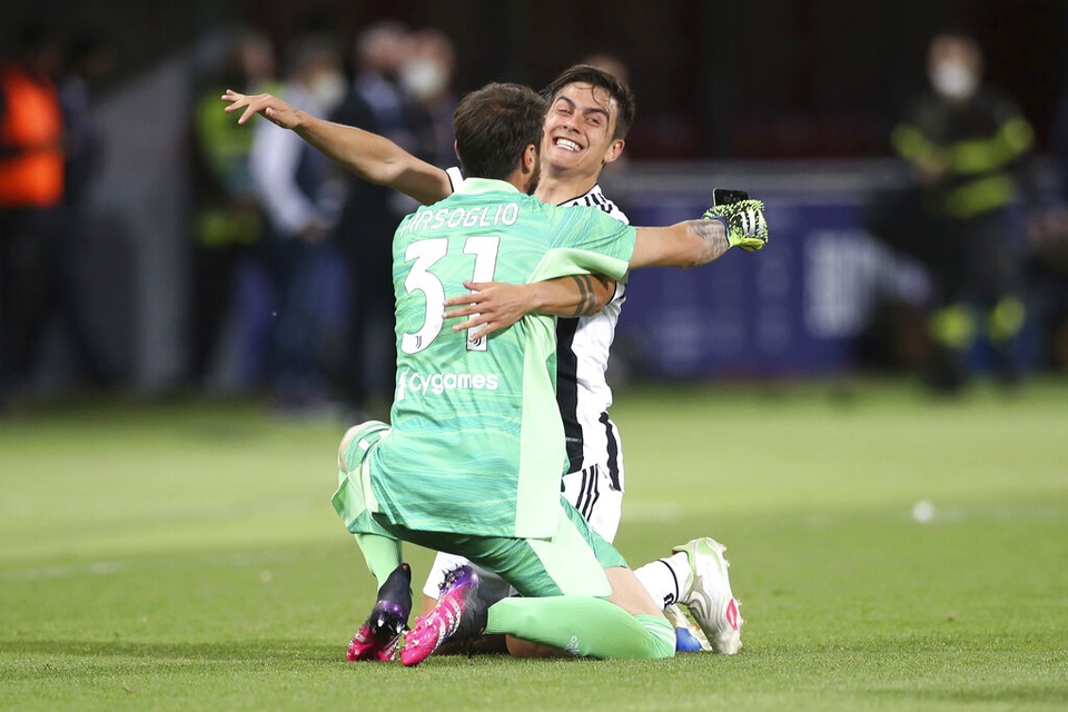 C.Ronaldo bất ngờ dự bị trong ngày Juventus giành vé dự Champions League - 6 C.Ronaldo bất ngờ dự bị trong ngày Juventus giành vé dự Champions League - 6