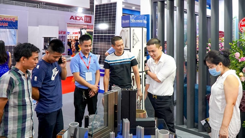 Nhôm Grando tiếp tục gây “bão” Vietbuild 2020 - 5 Nhôm Grando tiếp tục gây “bão” Vietbuild 2020 - 5