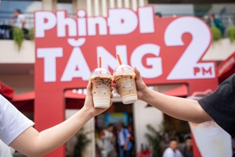 Đại tiệc "PhinĐI Tăng 2pm": Biến 2h chiều thành "giờ vàng" kết nối tại Highlands Coffee