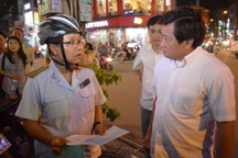 Lần đầu tiên ông Đoàn Ngọc Hải "trảm" tổ trưởng trật tự đô thị