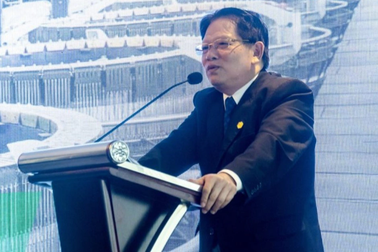 Sếp Hóa Chất Đức Giang khoe "núi" tiền mặt, kể chuyện lỗ chứng khoán