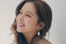 Nhan sắc tuổi 40 của mỹ nhân "trẻ mãi không già" Jang Nara