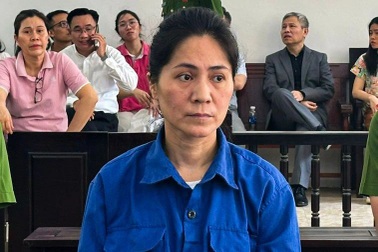 Chương trình "Về đây bốn cánh chim trời" có 704 khán giả mất tiền mua vé