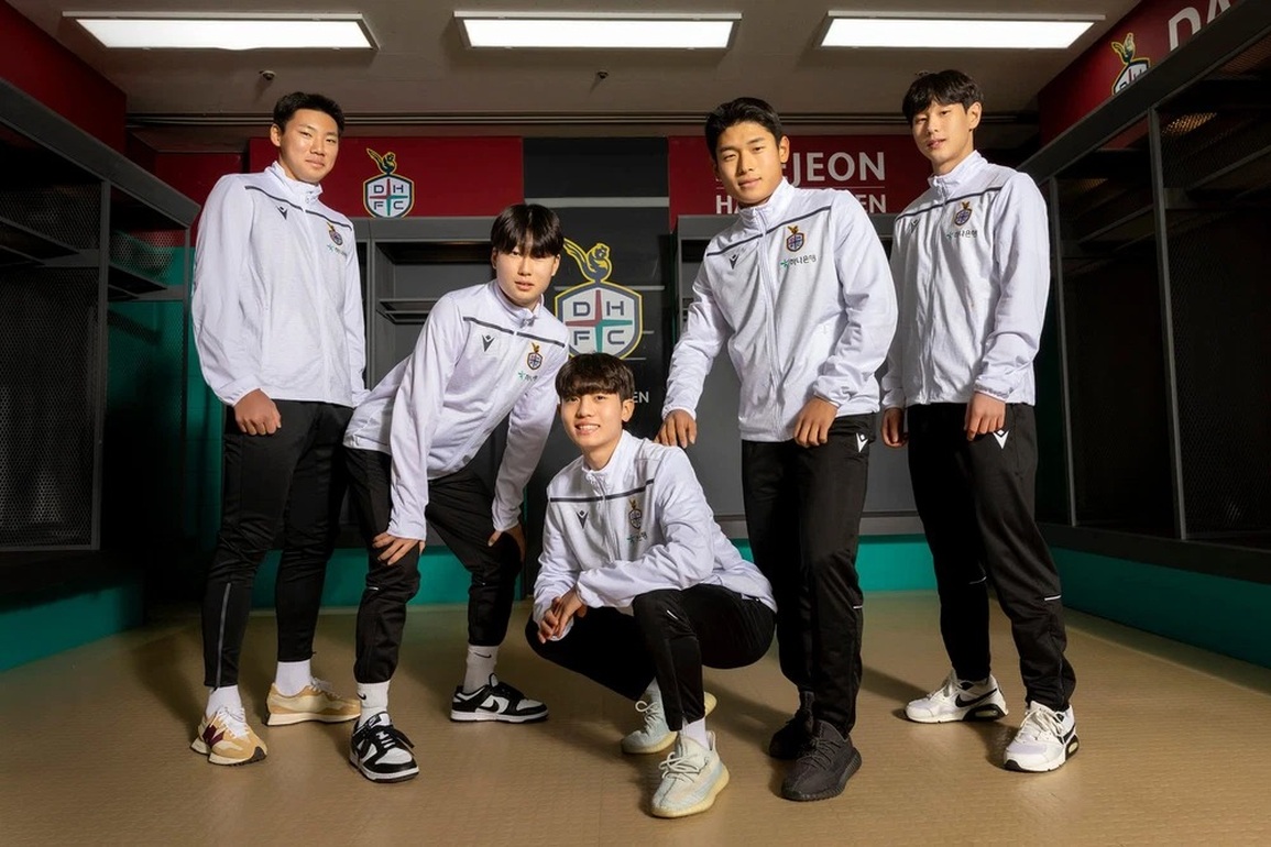 CLB Hàn Quốc có động thái mới khiến Văn Thanh hết cửa xuất ngoại - 2 CLB Hàn Quốc có động thái mới khiến Văn Thanh hết cửa xuất ngoại - 2