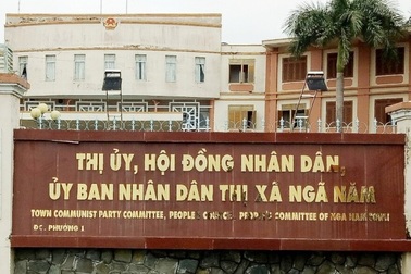 Cảnh cáo Phó Chánh Thanh tra thị xã đánh dân nhập viện