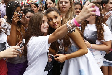 Bản tin âm nhạc ngày 29/4