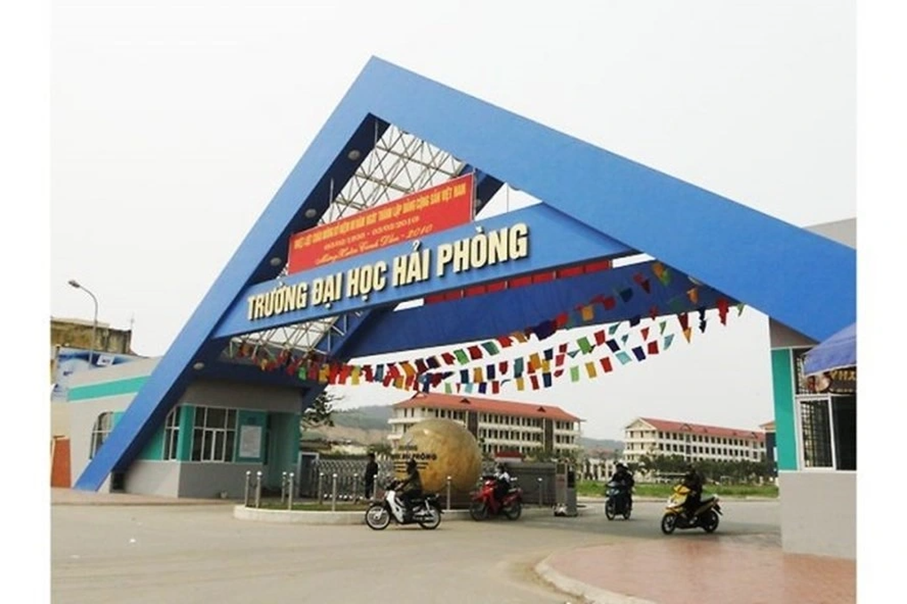 Kỷ luật cảnh cáo giảng viên bị tố gạ tình nữ sinh viên Đại học Hải Phòng - 1 Kỷ luật cảnh cáo giảng viên bị tố gạ tình nữ sinh viên Đại học Hải Phòng - 1
