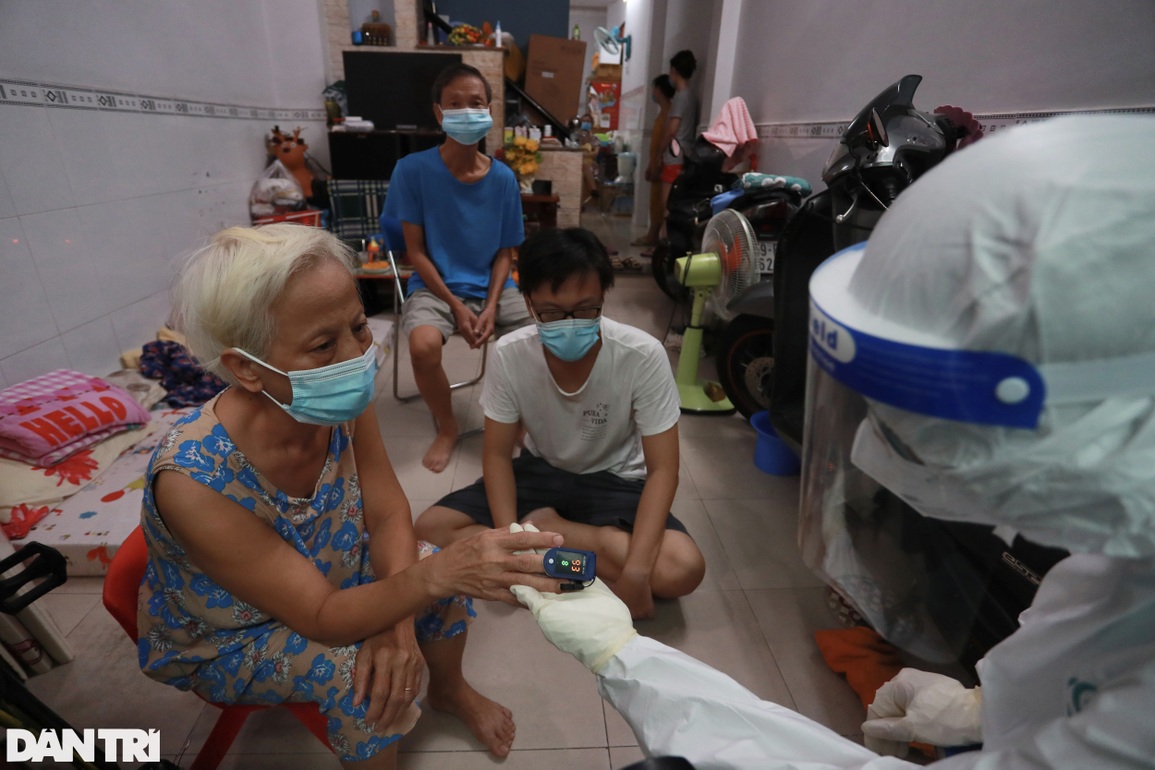F0 điều trị tại nhà: Uống thuốc như thế nào để không rước họa vào người? - 1 F0 điều trị tại nhà: Uống thuốc như thế nào để không rước họa vào người? - 1