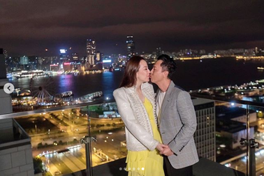 “Võ sư Diệp Vấn” Chân Tử Đơn tổ chức sinh nhật cho “bà xã” hoa hậu