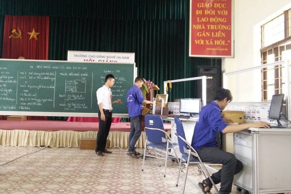 Nâng cao chất lượng đào tạo nghề, giải pháp để nâng cao nguồn nhân lực - 3 Nâng cao chất lượng đào tạo nghề, giải pháp để nâng cao nguồn nhân lực - 3