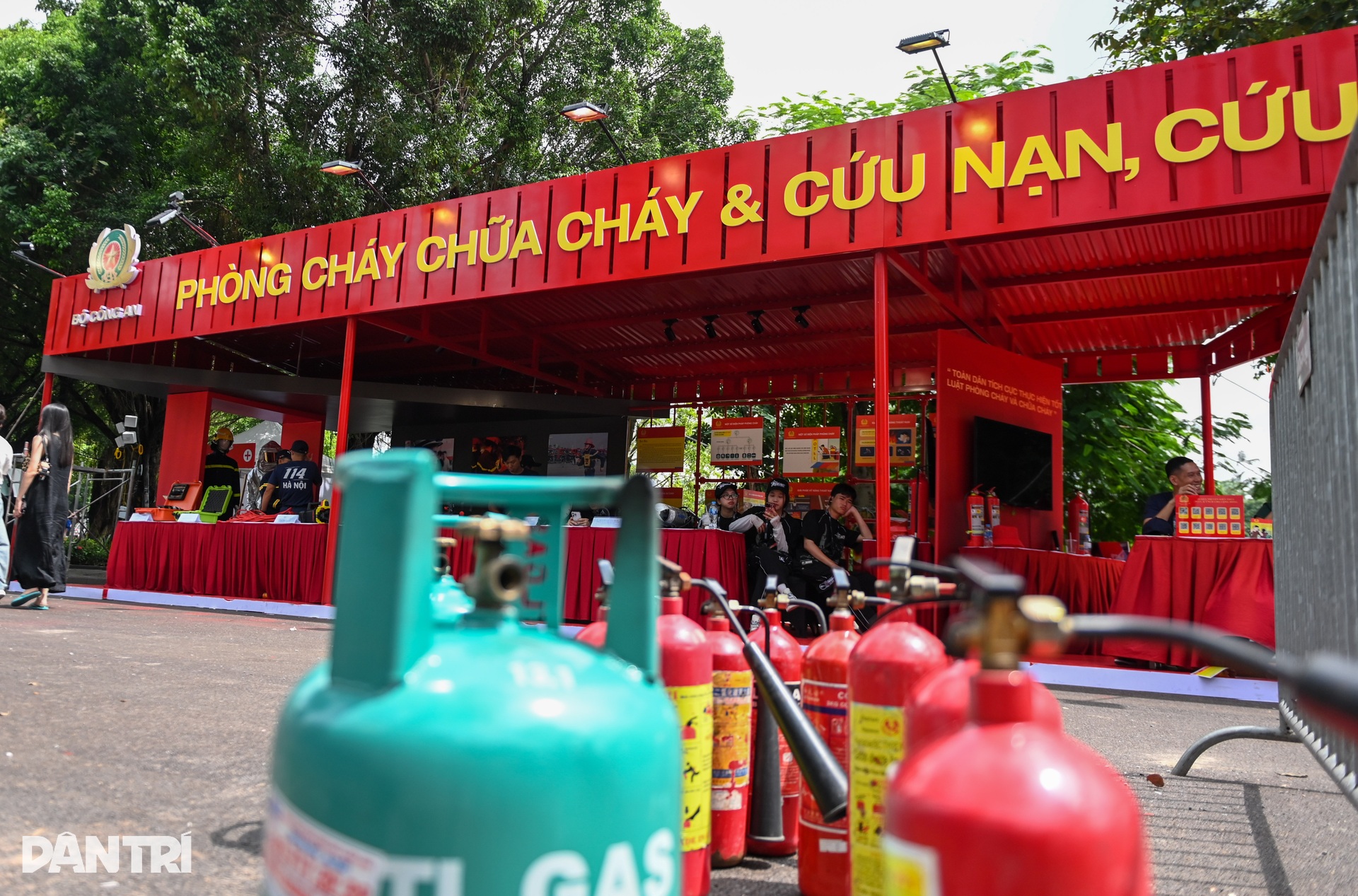 Trải nghiệm 6 cuộc gọi lừa đảo tại bờ hồ Hoàn Kiếm - 12 Trải nghiệm 6 cuộc gọi lừa đảo tại bờ hồ Hoàn Kiếm - 12