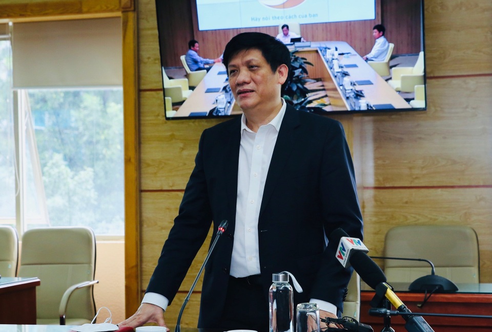 Thứ trưởng Y tế: “Chúng tôi lo ngại làn sóng thứ 2 với dịch Covid-19” - 1 Thứ trưởng Y tế: “Chúng tôi lo ngại làn sóng thứ 2 với dịch Covid-19” - 1