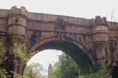 Giải mã cây cầu chó thường nhảy tự tử ở Anh