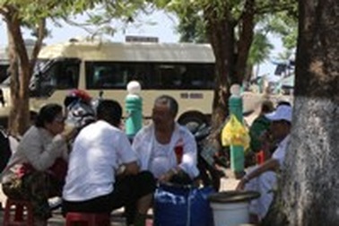 Nóng bức ngột ngạt ở “xứ sở gió Lào” 