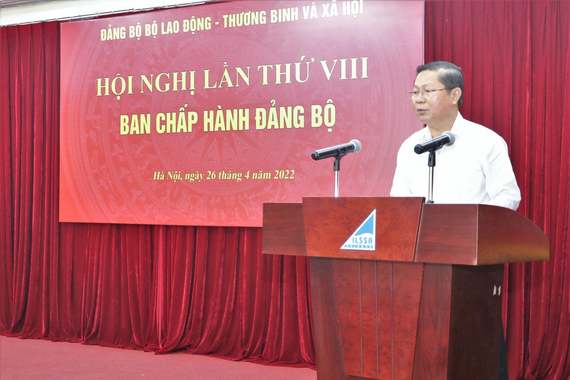 Tinh thần trách nhiệm của cấp ủy trong toàn Đảng bộ được nâng lên rõ rệt - 2 Tinh thần trách nhiệm của cấp ủy trong toàn Đảng bộ được nâng lên rõ rệt - 2