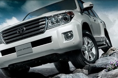 Toyota trình làng xe Land Cruiser 200 thế hệ mới