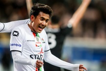 Ngôi sao Thái Lan làm nên lịch sử ở châu Âu