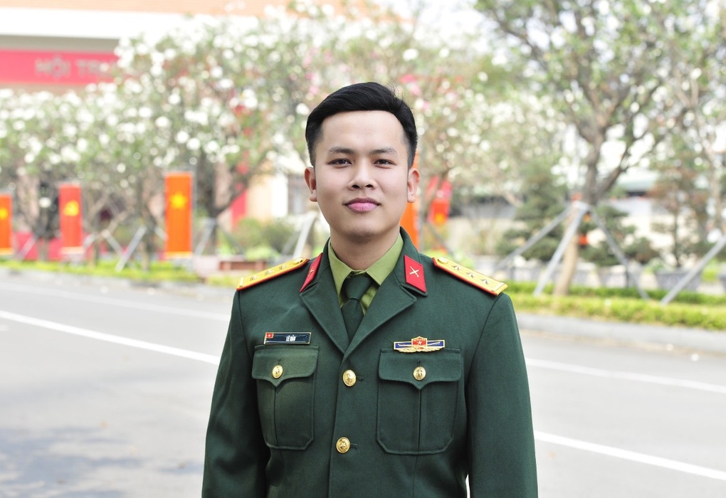 Ký ức khó quên của Thượng úy đã mai táng đồng bào qua đời vì Covid-19 - 2 Ký ức khó quên của Thượng úy đã mai táng đồng bào qua đời vì Covid-19 - 2