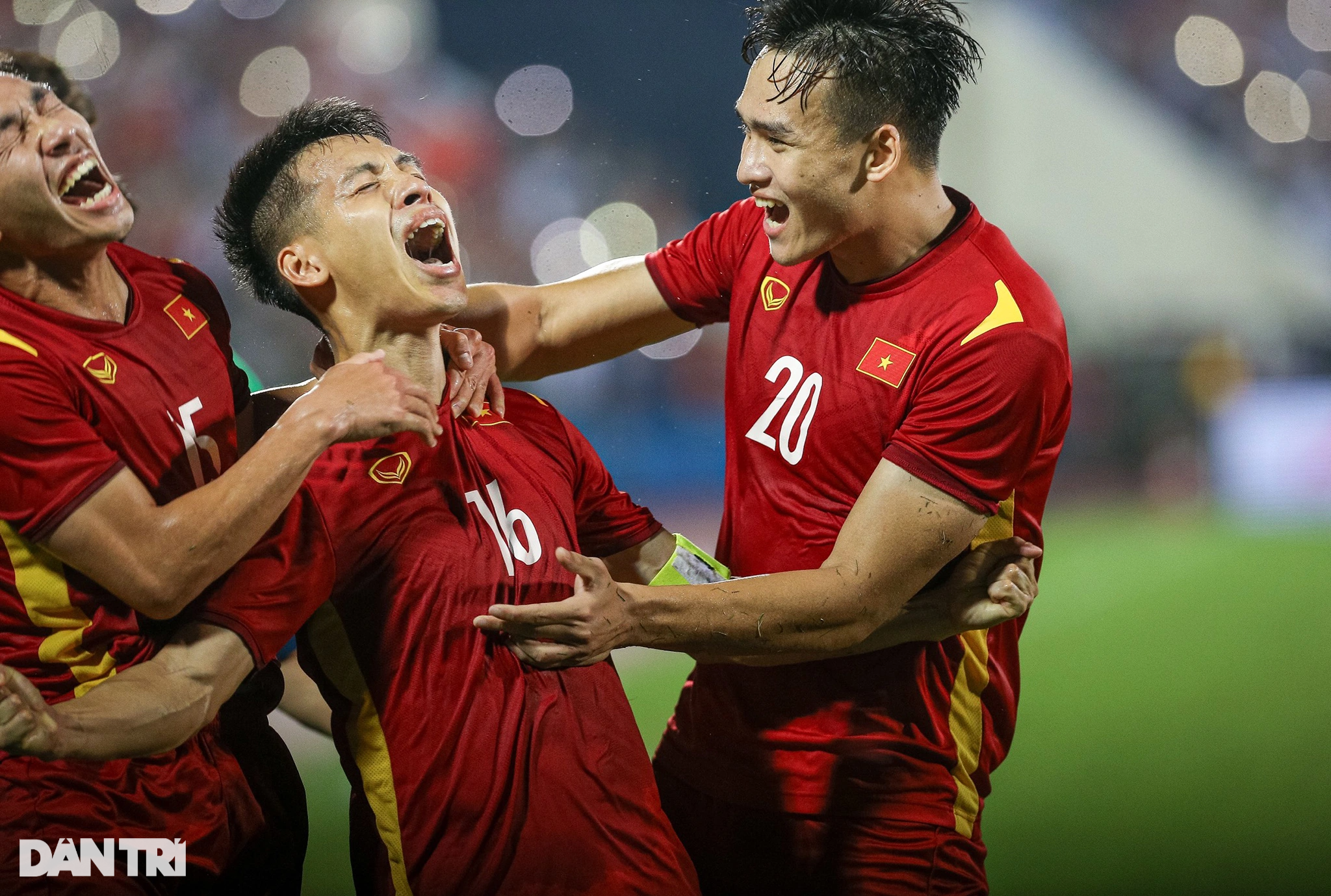 U23 Việt Nam thủy chiến đánh bại U23 Myanmar, dẫn đầu bảng A ở SEA Games - 14 U23 Việt Nam thủy chiến đánh bại U23 Myanmar, dẫn đầu bảng A ở SEA Games - 14