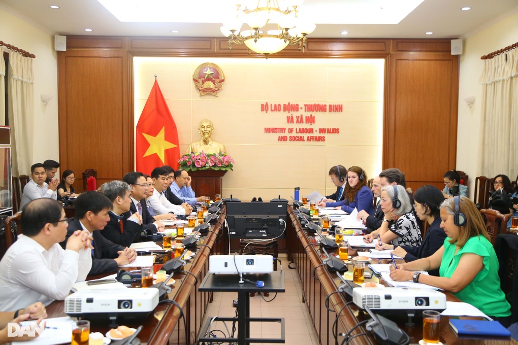 Đối thoại lao động Việt Nam - Hoa Kỳ khẳng định bước chuyển biến tích cực - 4 Đối thoại lao động Việt Nam - Hoa Kỳ khẳng định bước chuyển biến tích cực - 4