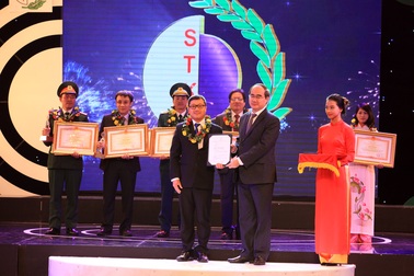 Thủ tướng tặng bằng khen 6 cá nhân làm khoa học xuất sắc