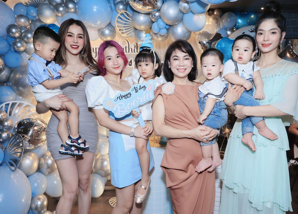 Mẹ chồng Diệp Lâm Anh phủ nhận thông tin các con ly hôn - 1 Mẹ chồng Diệp Lâm Anh phủ nhận thông tin các con ly hôn - 1
