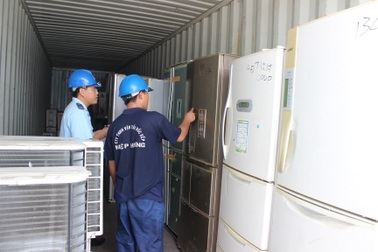 Bắt cán bộ hải quan vì vụ 213 container "mất tích bí ẩn"