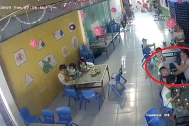 Đề nghị xử lý nghiêm vụ bạo hành ở cơ sở mầm non Hoa Bách Hợp