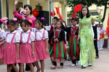 Quảng Ninh: Xử lý nghiêm trách nhiệm người đứng đầu nếu để xảy ra tình trạng lạm thu