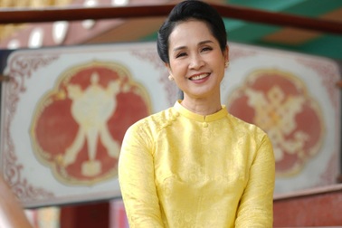 Nghệ sĩ điêu đứng vì quảng cáo lố: Do cả nể hay bị oan?