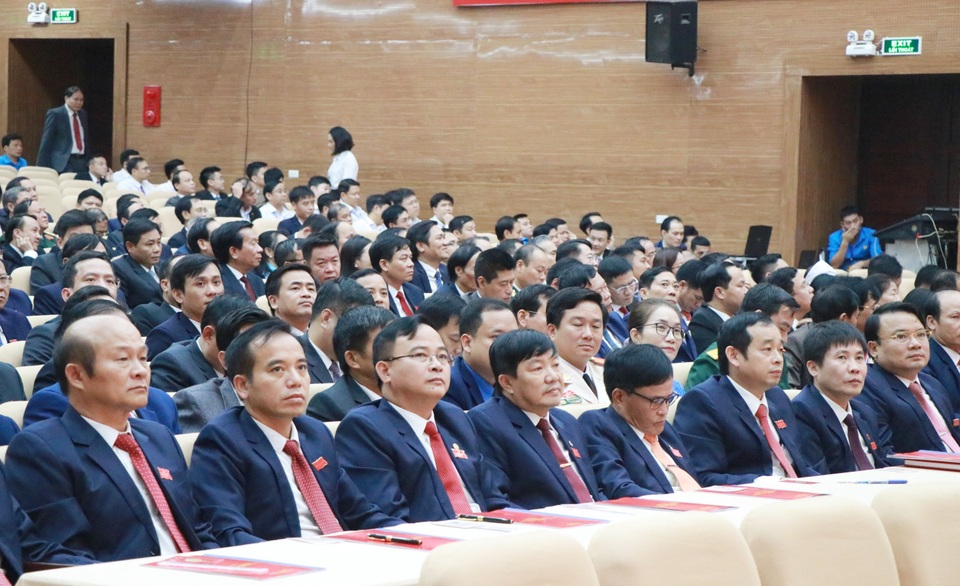 Ông Thái Thanh Quý tái đắc cử Bí thư Tỉnh ủy Nghệ An - 12 Ông Thái Thanh Quý tái đắc cử Bí thư Tỉnh ủy Nghệ An - 12