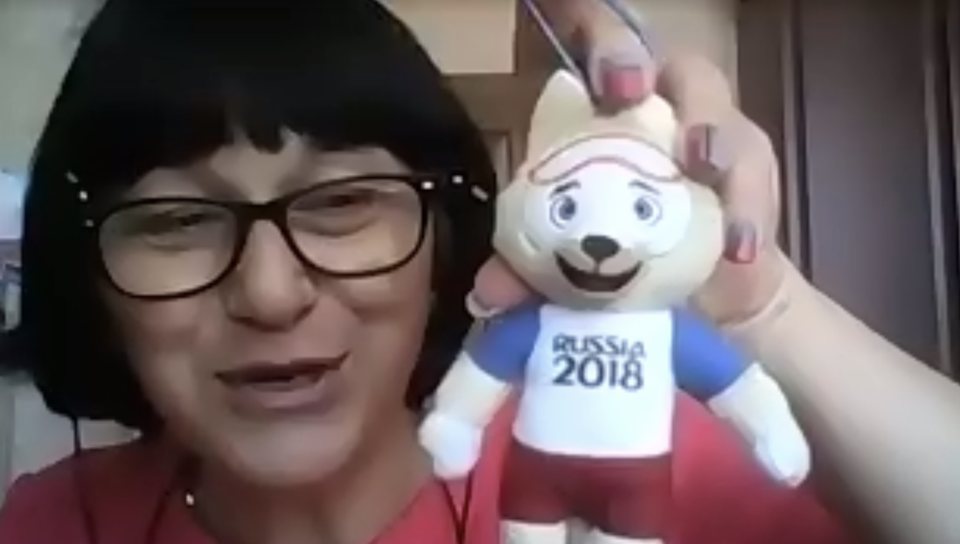 Học sinh Hà Nội “biến” giờ học online thành chuyến thăm quốc gia Đông Âu - 4