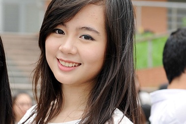 Nữ sinh trường Ams đẹp tinh khôi trong "ngày hội áo dài"