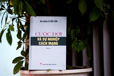 Đại tướng Lê Đức Anh và bức thư gỡ "nút thắt" cho du học sinh