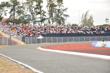 Sân Cần Thơ chưa “sốt vé” vì Công Phượng và các đồng đội