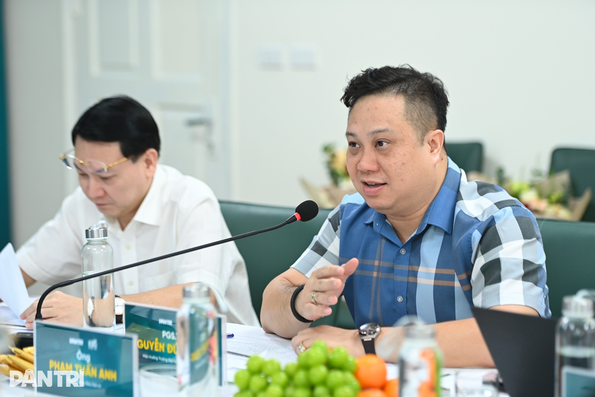 Toàn cảnh phiên họp Hội đồng Thẩm định Vietnam ESG Awards 2025 - 4 Toàn cảnh phiên họp Hội đồng Thẩm định Vietnam ESG Awards 2025 - 4