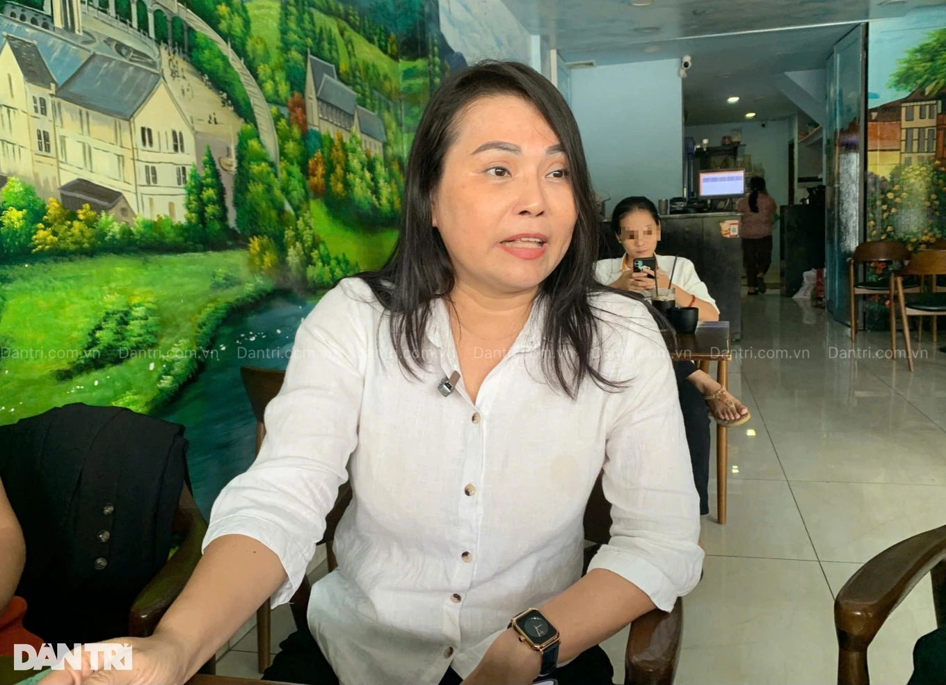 ຄູທີ່ຂໍເງິນຊື້ຄອມພີວເຕີ ເຕືອນແລ້ວຫ້າມສອນຕະຫຼອດປີຮຽນ - 1 Cô giáo xin tiền mua máy tính bị cảnh cáo, không được giảng dạy hết năm học - 1