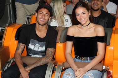 Neymar sắp “yêu lại từ đầu” với chân dài nóng bỏng Bruna Marquezine?