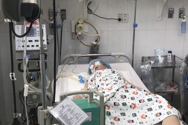 Thêm nhiều trường hợp ngộ độc nguy kịch sau khi ăn pate chay