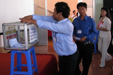 Quyên góp ủng hộ người khuyết tật Nhật Bản