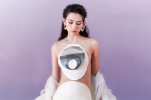 Tiểu Vy khoe đường cong gợi cảm trong trang phục lấy cảm hứng từ đại dương