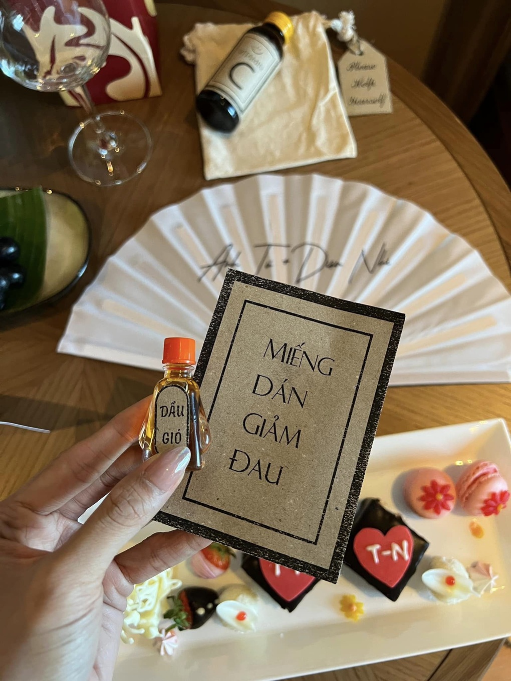 Diệu Nhi cầu cứu Trấn Thành trong tiệc độc thân trước thềm đám cưới - 4 Diệu Nhi cầu cứu Trấn Thành trong tiệc độc thân trước thềm đám cưới - 4